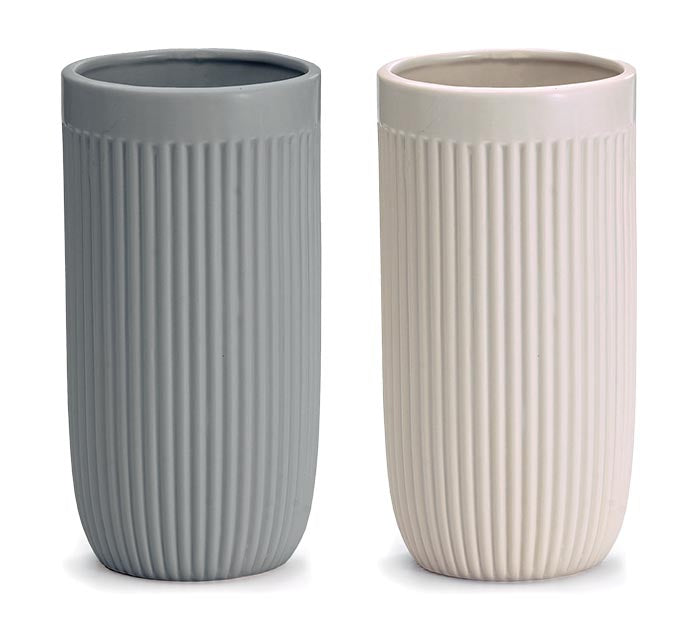 VASE VERTICAL RIBBED SOLID