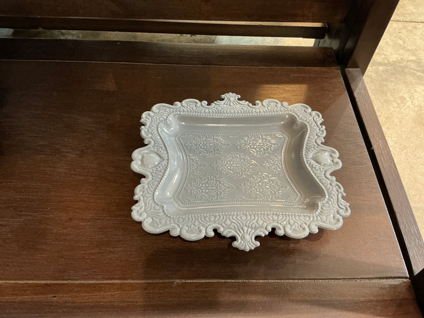 Tray (Set of 3) 7" x 8", 9"SQ, 10.5" x 12" Iron