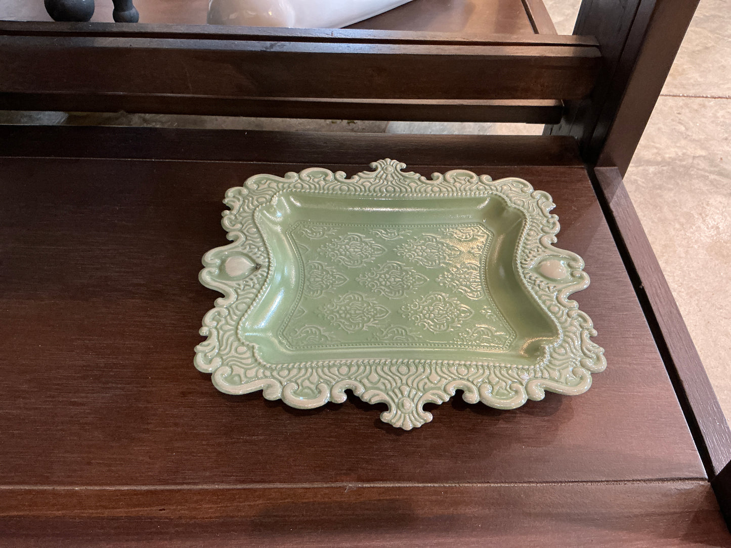 Tray (Set of 3) 7" x 8", 9"SQ, 10.5" x 12" Iron