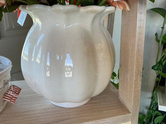 9" Ivory Bud Planter