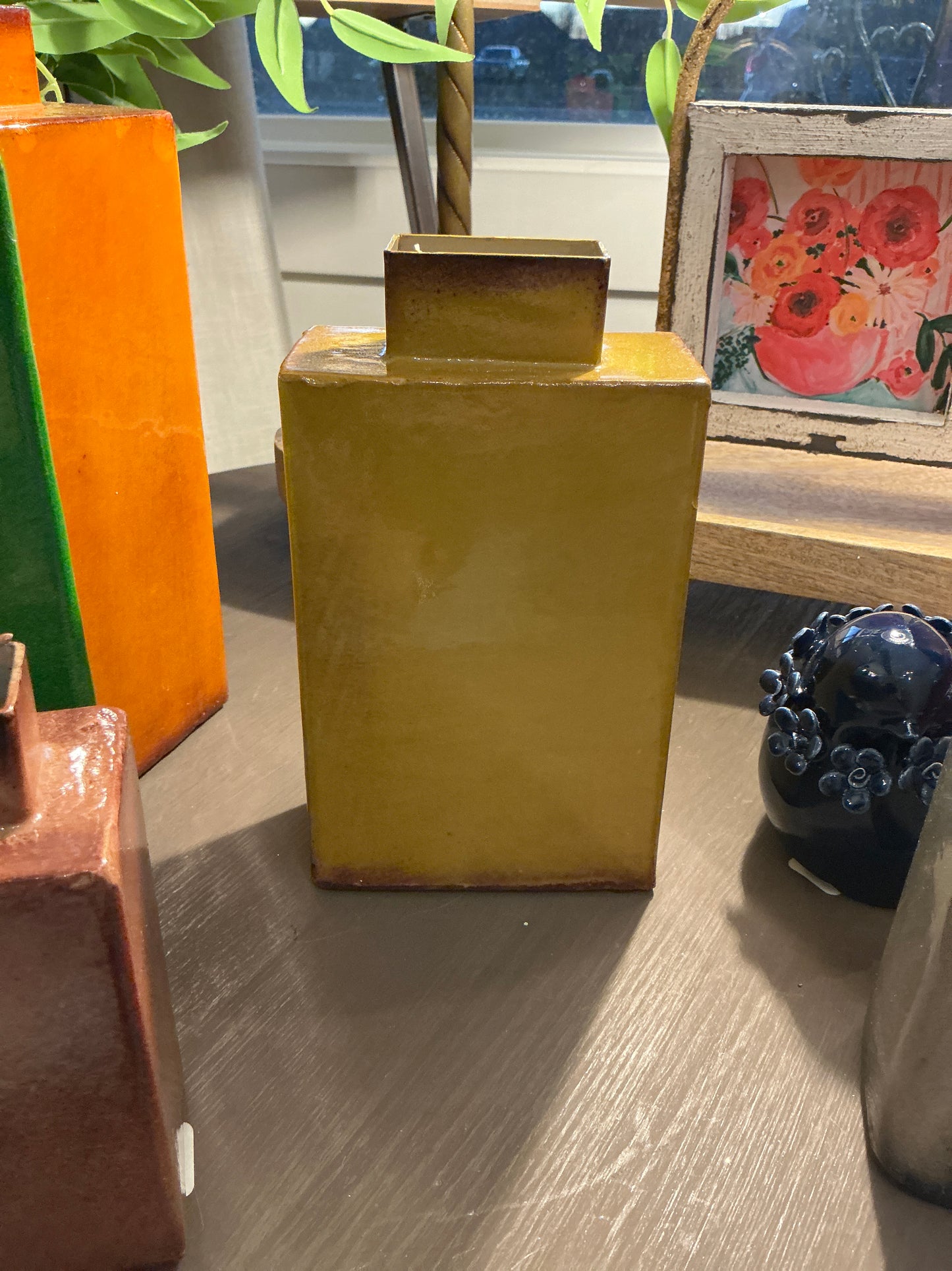 PAINTED METAL VASES - M