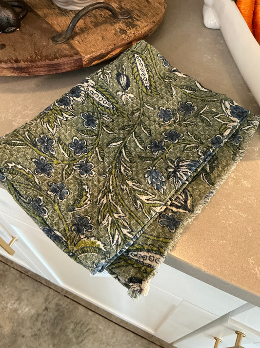 Plumbago Botanical Print Cotton Towel