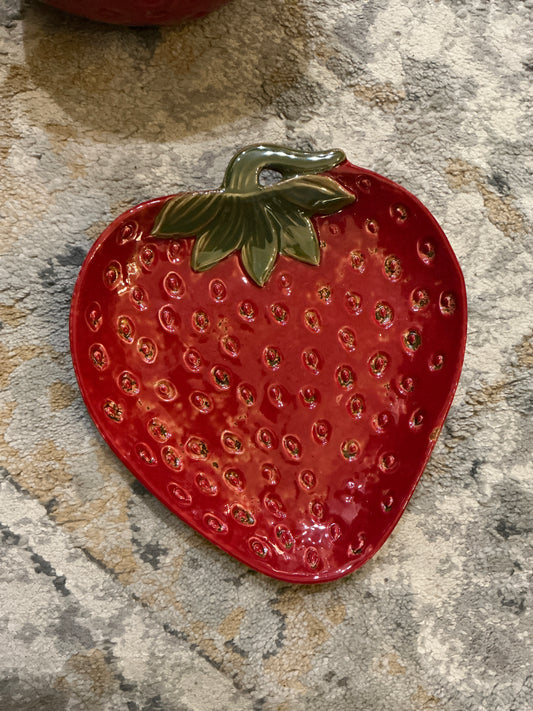 CERAMIC STRAWBERRY PLATTER